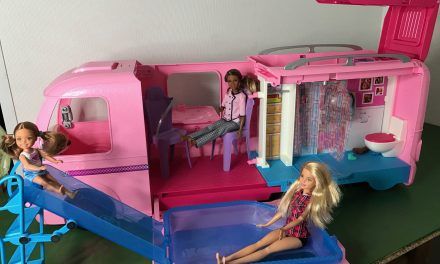 Barbie – Super Abenteuer-Camper – Mattel FBR34