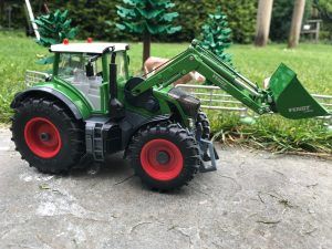Siku Traktor Fendt 933 Vario